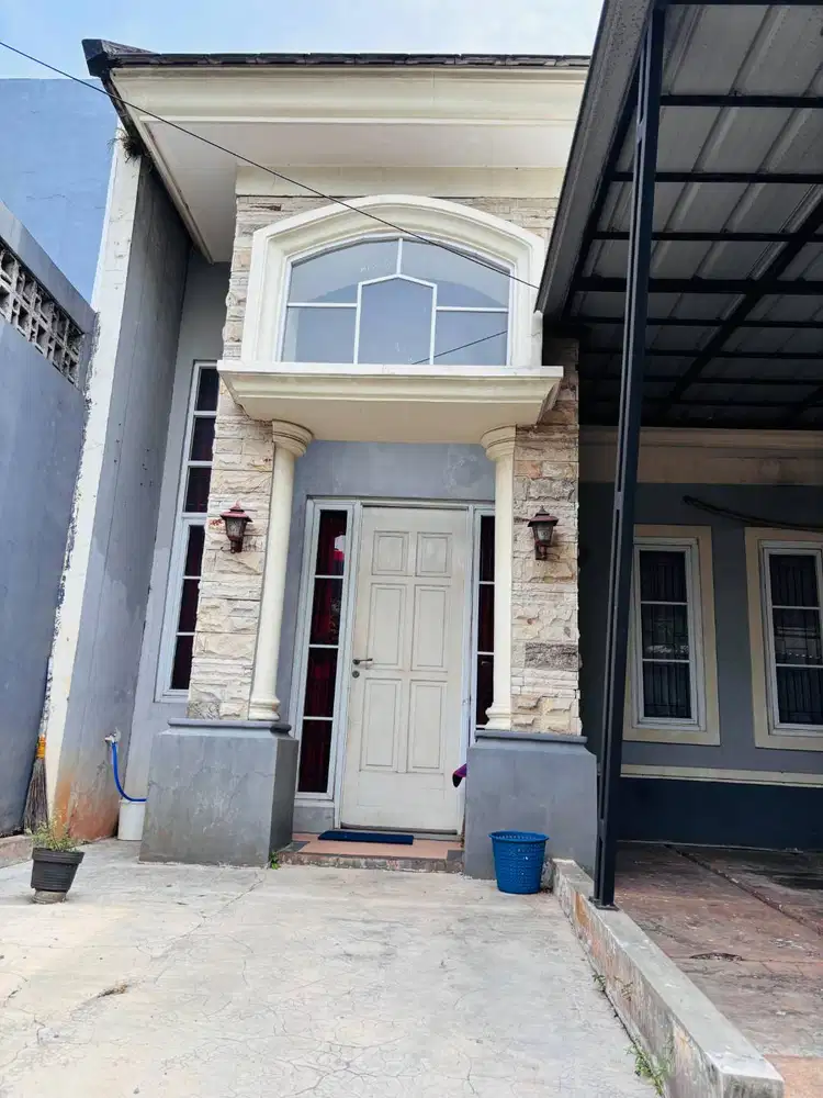 Disewakan Rumah Exclusive Classic Eropa