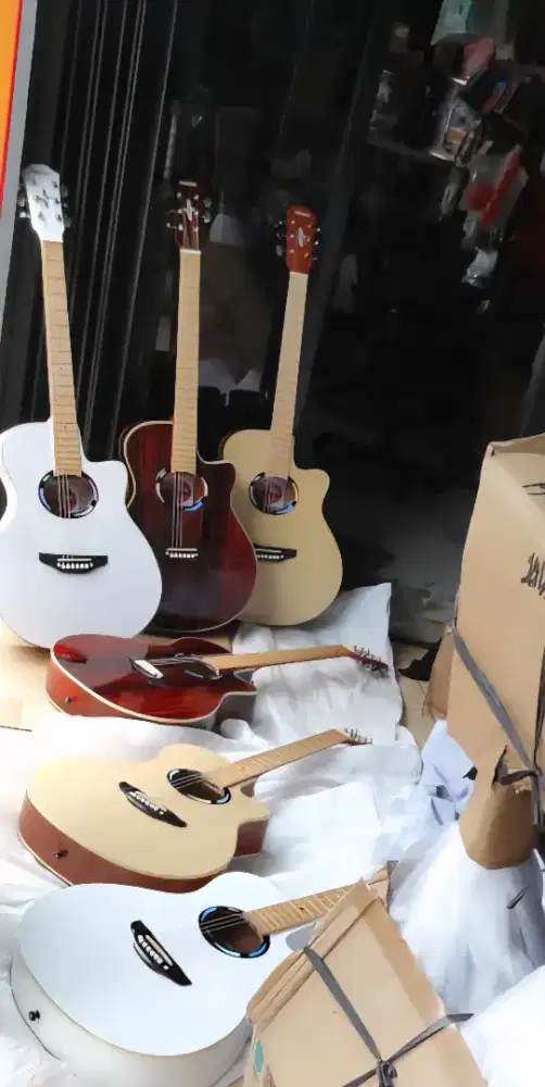 Gitar akustik nyaman dijari