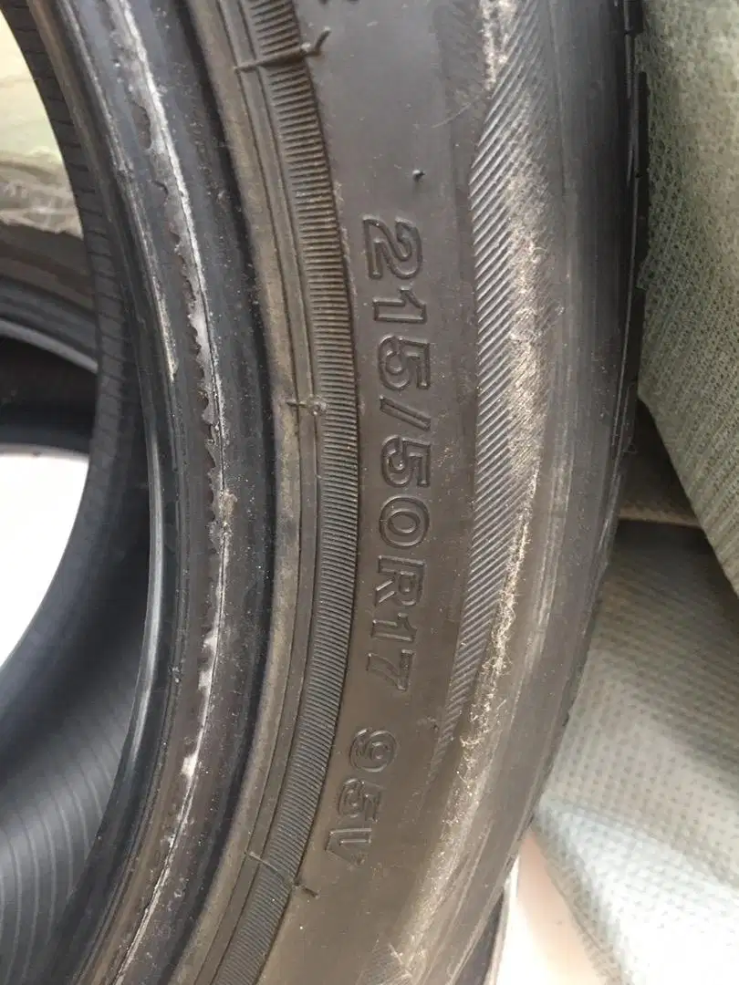 Ban bridgestone bekas