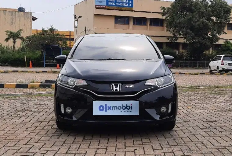 Honda Jazz  1.5 RS Bensin-AT 2016 Hitam
