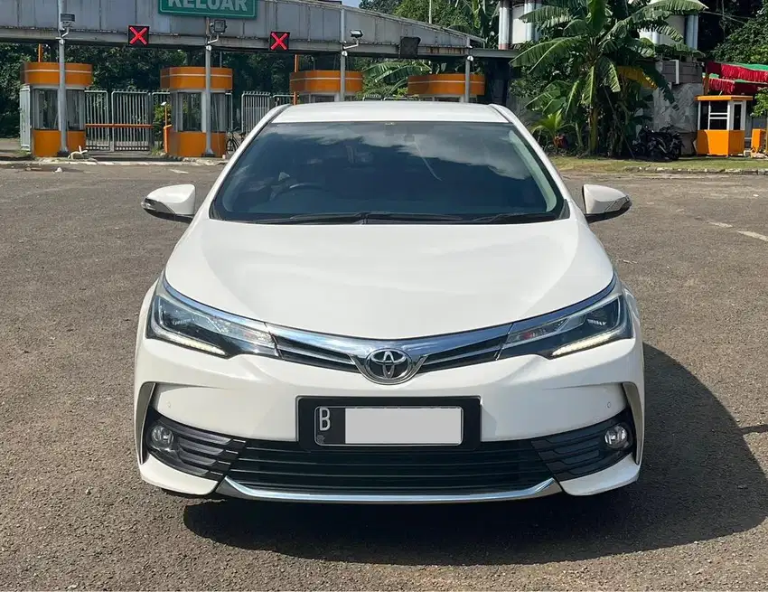 DIJUAL CEPAT‼️COROLLA ALTIS V 1.8 AT PUTIH 2017