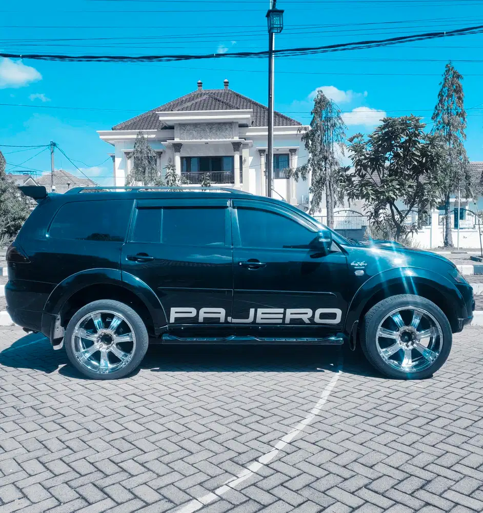 Oper kredit Pajero Sport dakar