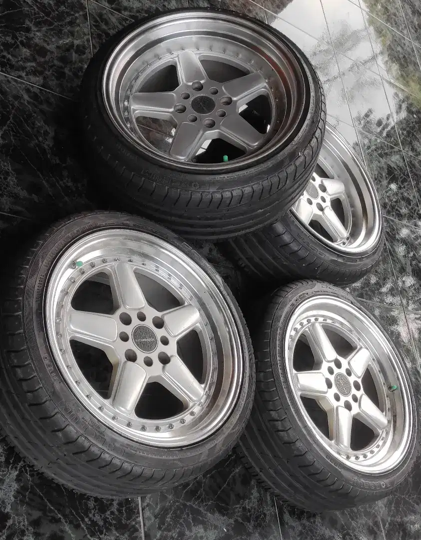 Velg r17 + ban tebel banget di Parung