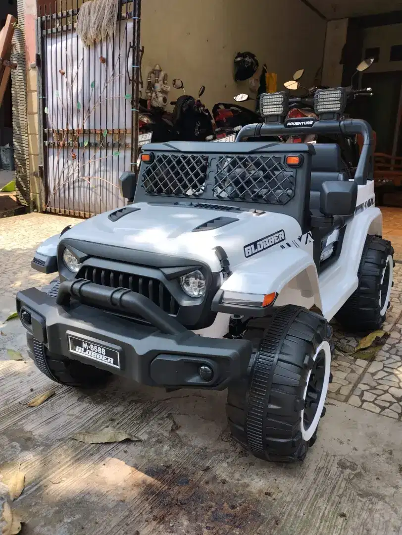 Mobil Aki Remote Anak Jeep Off-road