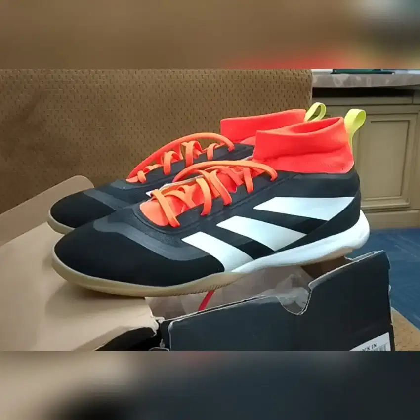 Size 44 sepatu futsal sepakbola mini soccer adidas original predator