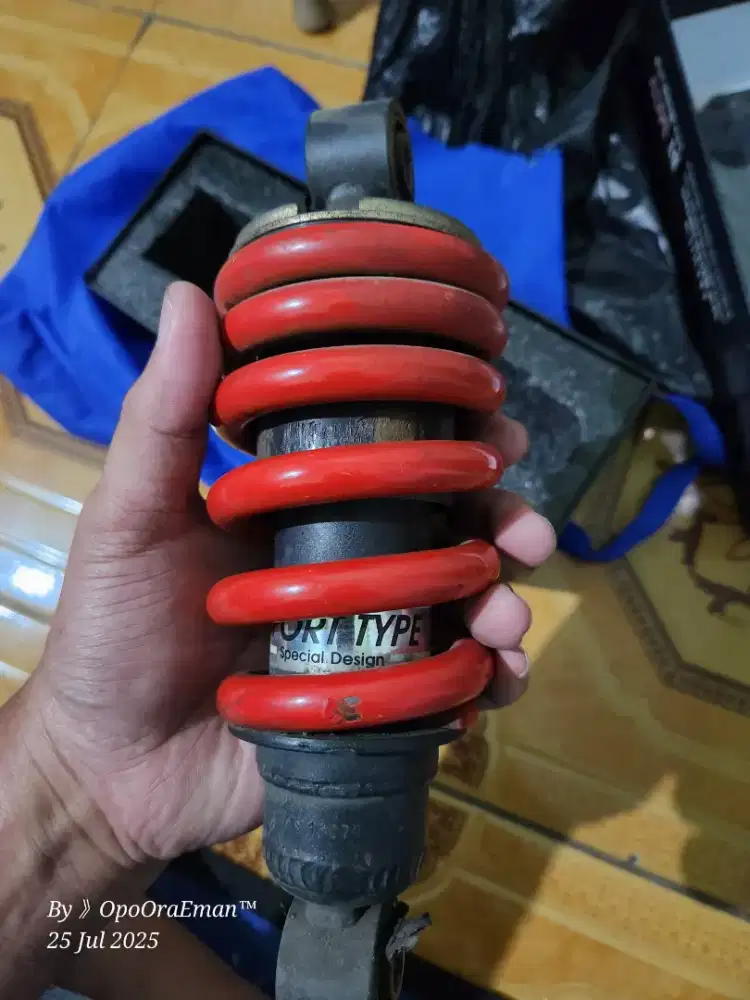 Monoshock KYB Jupiter Mx 135