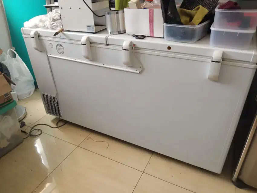 freezer box fresta FQ600 S-2 600liter normal mulus