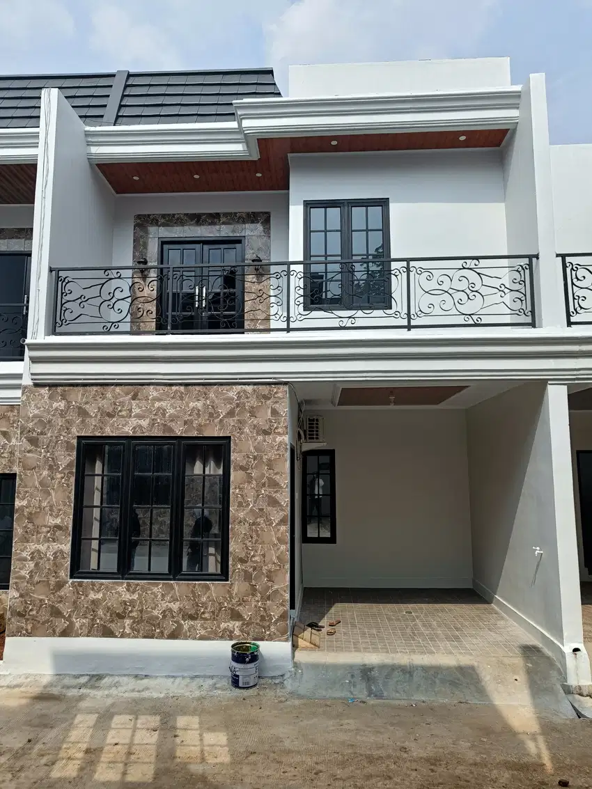 rumah 2 setengah lantai akses langsung jln gas alam fasilitas lengkap
