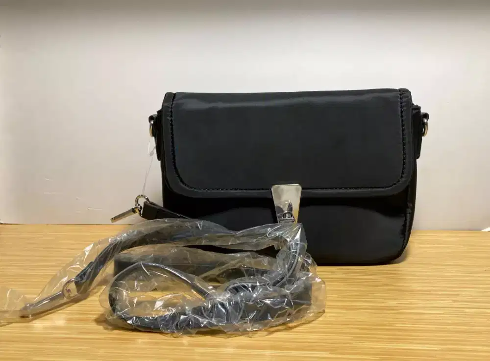 Preloved tas cantik Nevada