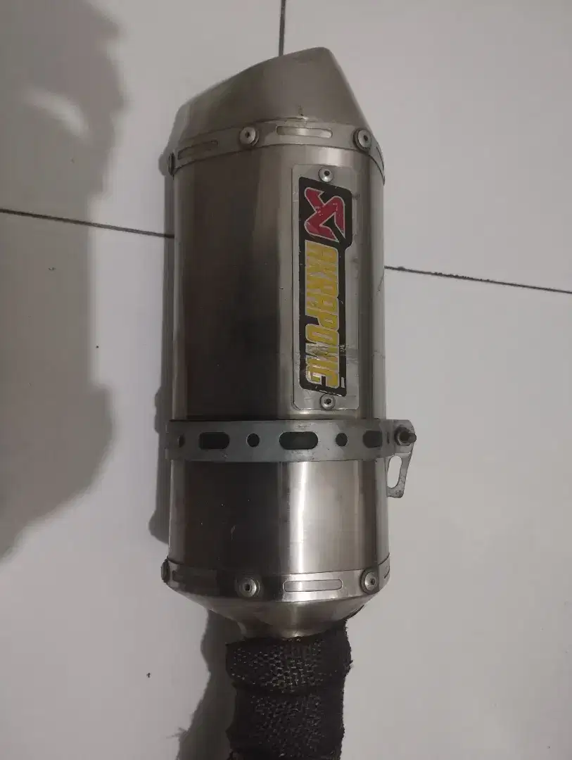 Silincer akrapovic