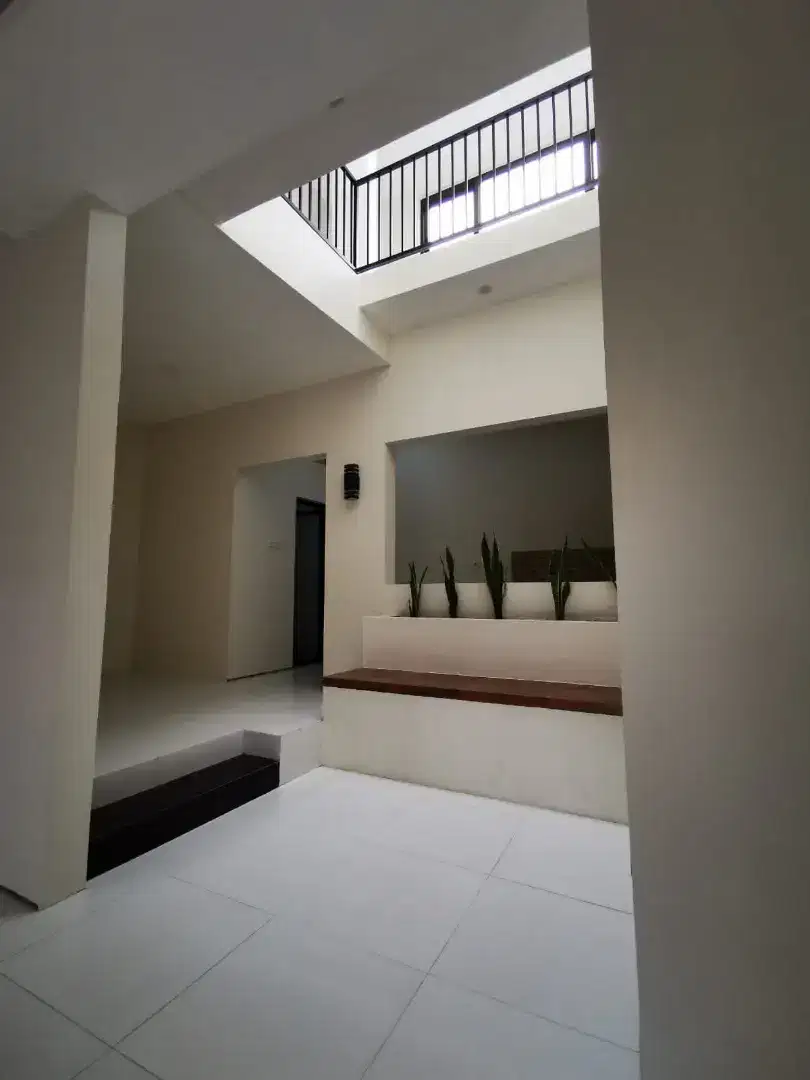 DIJUAL RUMAH DI AREA IKAN TOMBRO.