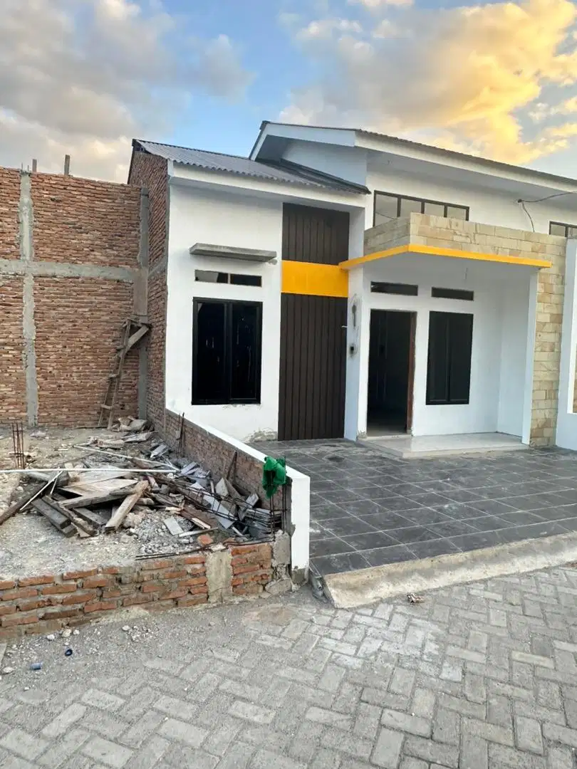 Rumah cantik dalam komplek