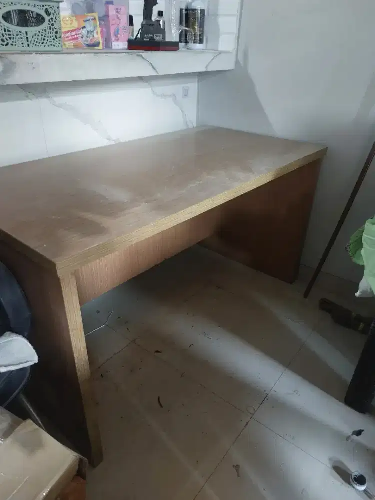 Dijual cepat meja mau pindahan