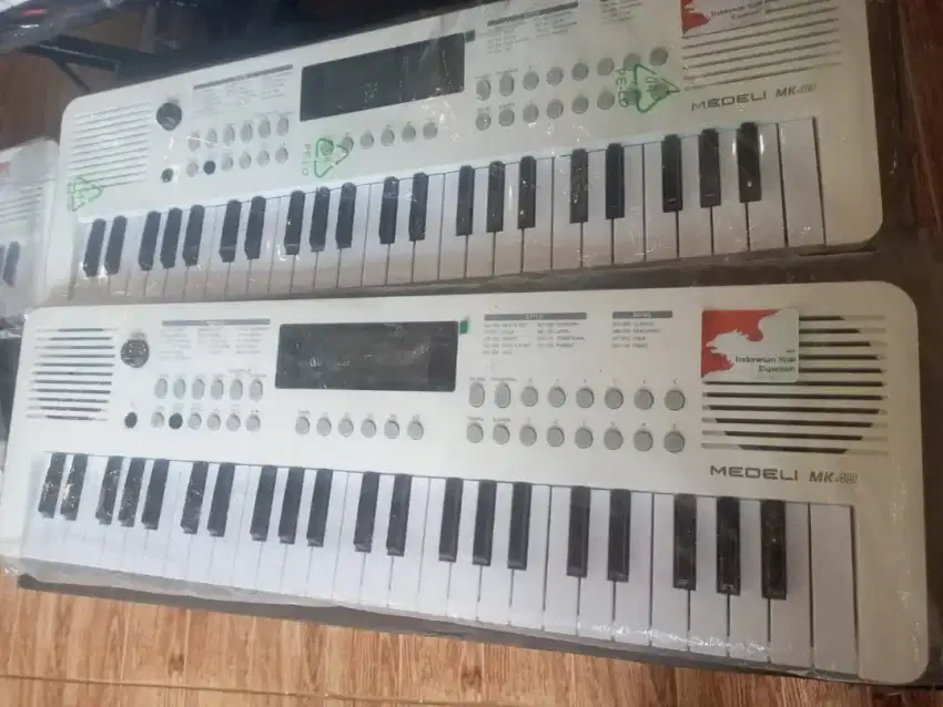 Keyboard medeli mk49