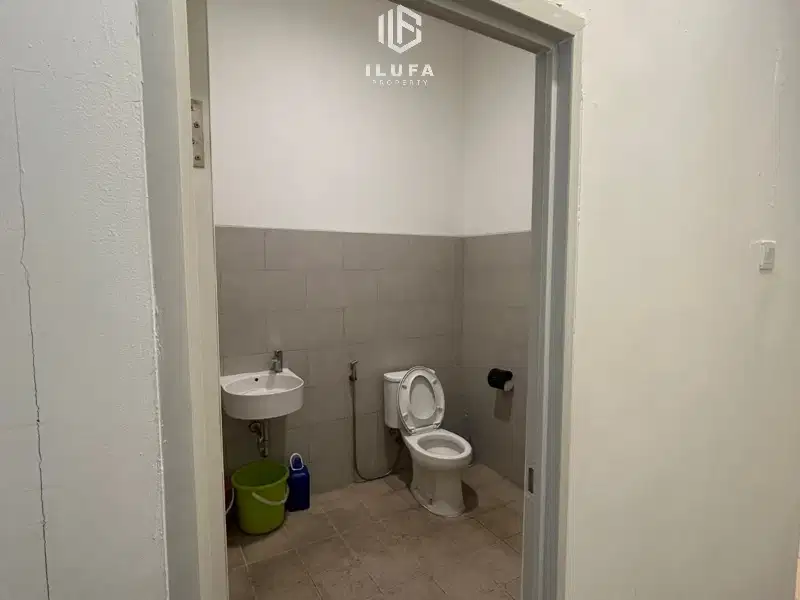 Disewakan ruko area kemang selatan lokasi strategis jalan besar