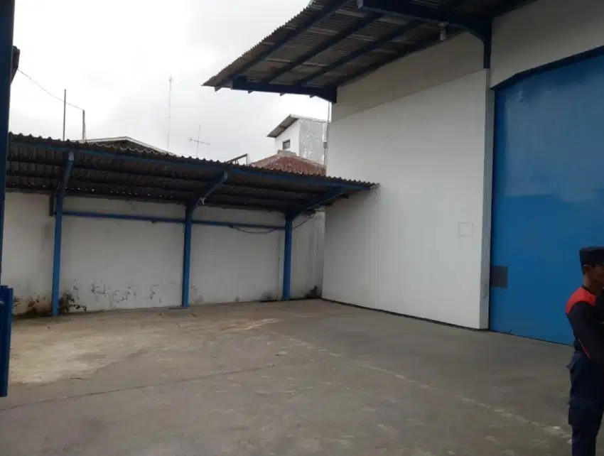 Jarang ada  Gudang mainroad caringin, bandung tengah