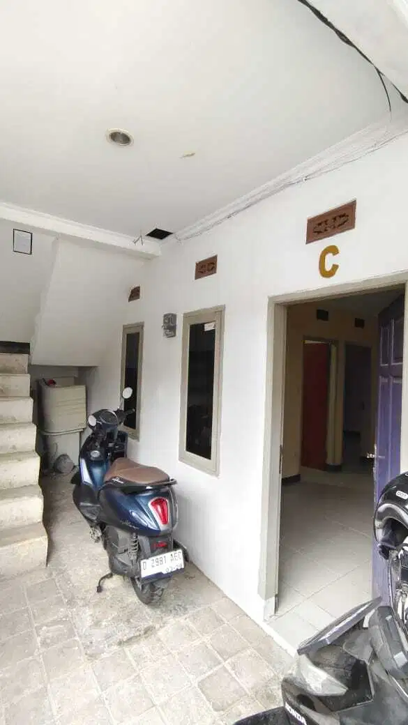 Di jual rumah kontrkan aktif full isi 6 kamar di jatihandap