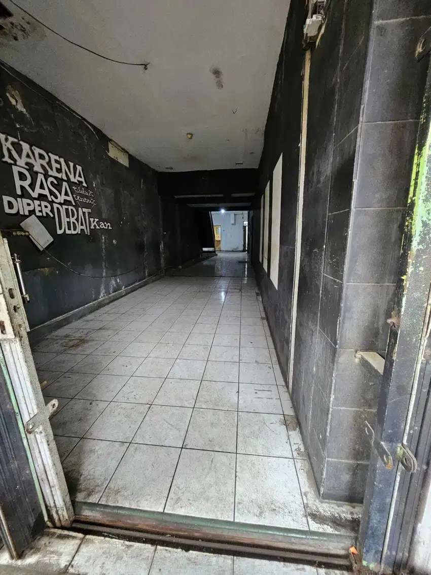 Ruko Siap Pakai Strategis Area Ramai Jl Mendut Perumnas Karawaci