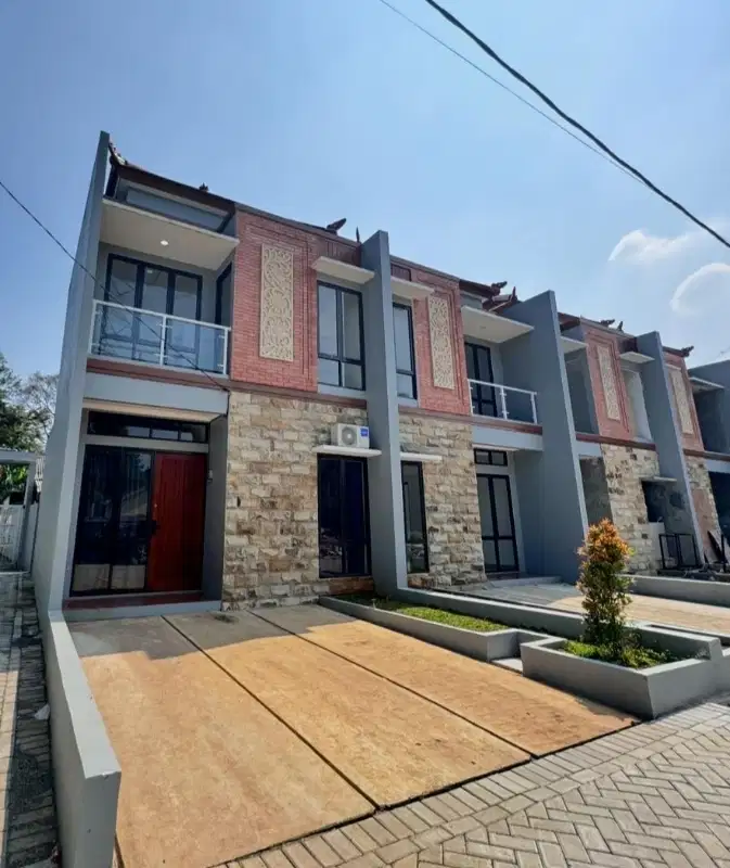 DIJUAL RUMAH MEWAH 2 LANTAI 800JTAN KPR DP 0% ALL IN BIAYA-BIAYA