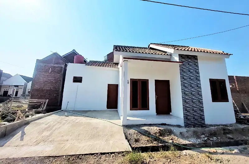 Rumah Cantik Lingkungan Perumahan Ngemplak Kartasura Sukoharjo