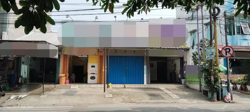 Ruko 4 unit di Perum Karawaci pinggir jalan ramai