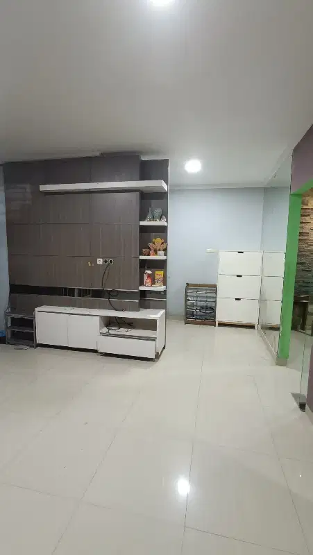 Rumah 2 lantai 6 x 15 golden palm residence (seberang Citra 5)
