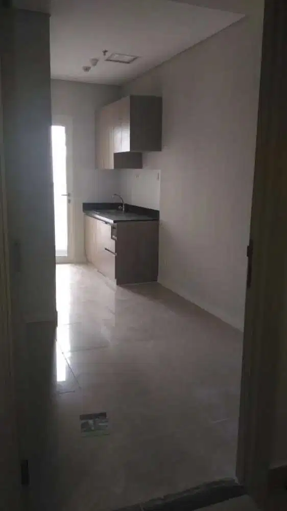 Disewakan apartemen Medison Park Mediterania Unfurnis