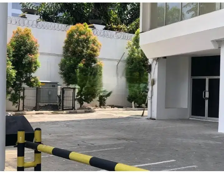 Gedung 5 Lantai Strategis di Angkasa Raya, Jakarta Pusat