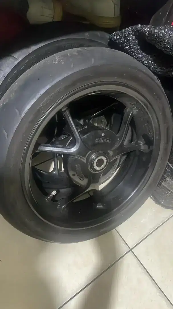 Velg ori aerox ring 14 depan belakang