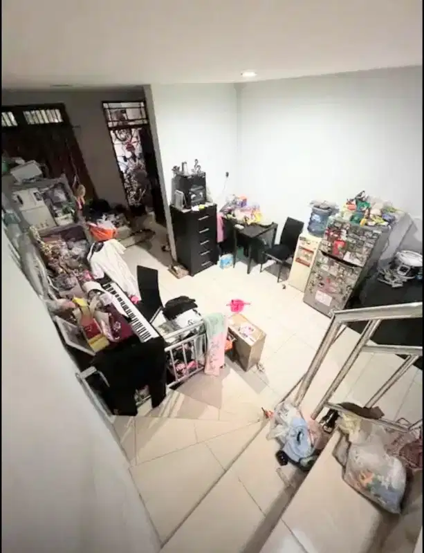 JUAL RUMAH TAMAN PALEM LESTARI JAKARTA BARAT