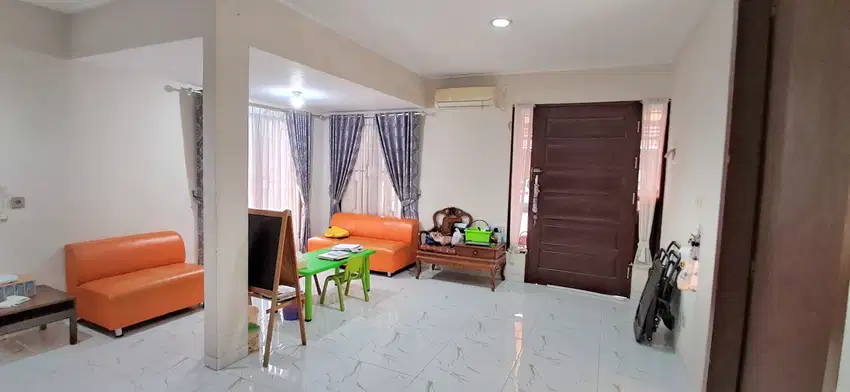 DIJUAL RUMAH SEMI FURNISH CLUSTER SERENADE LAKE GADING SERPONG