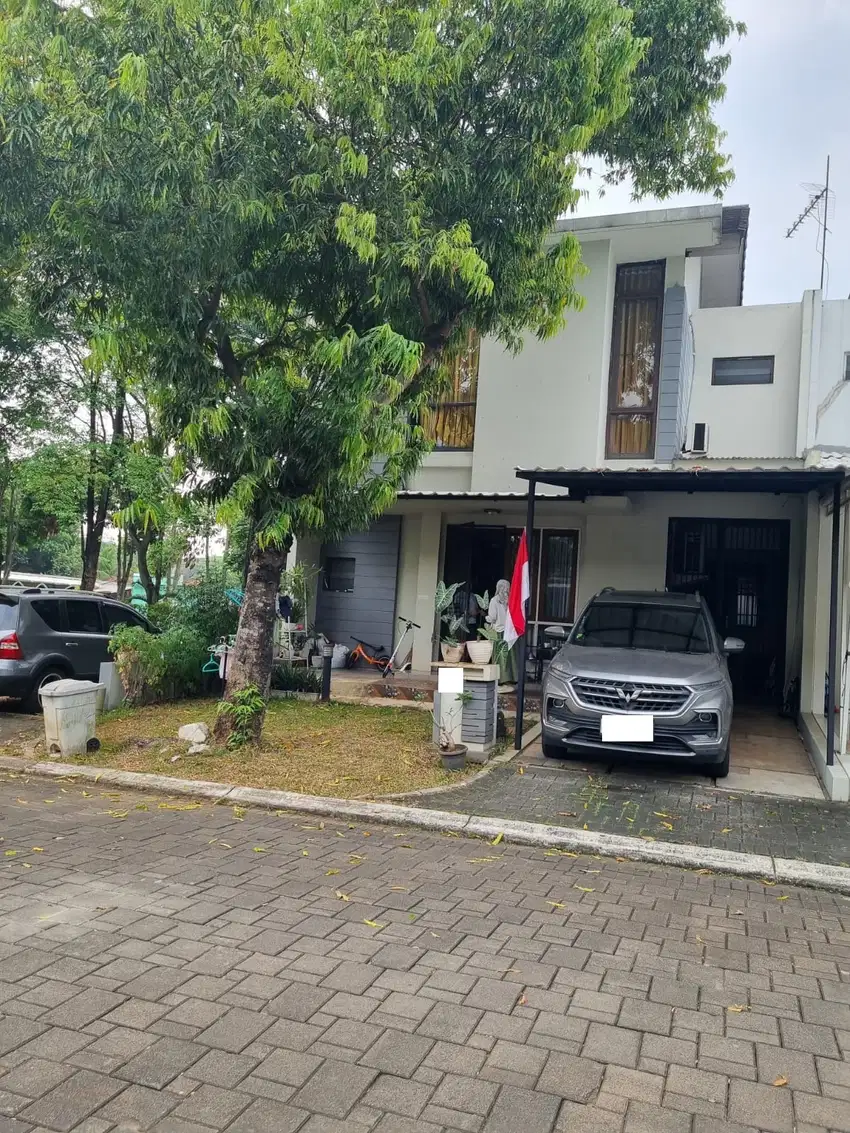 Rumah 2 lantai jarang ada siap transaksi cepat Foresta BSD City