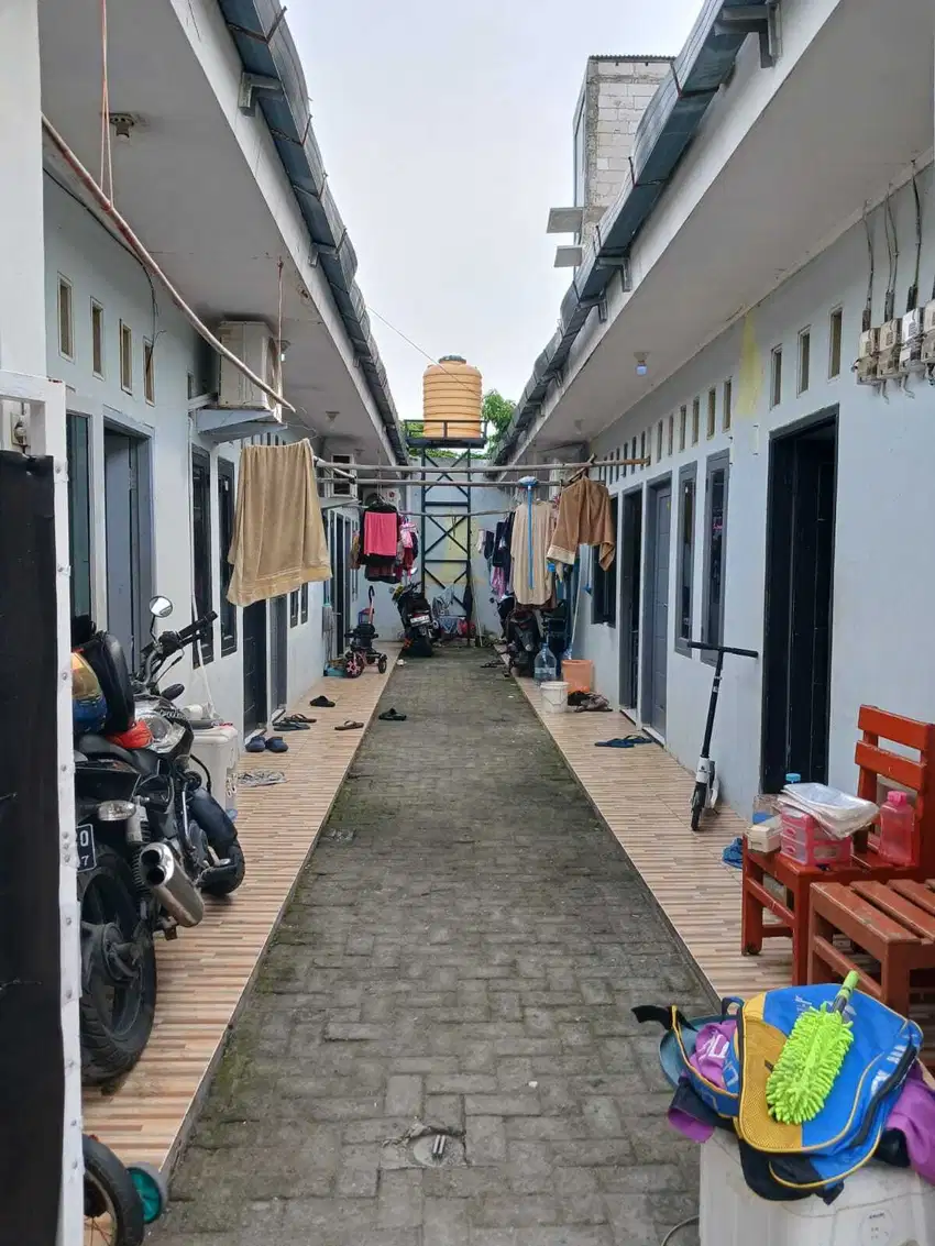 Dijual Kontrakan 9 Pintu dan 2 kios