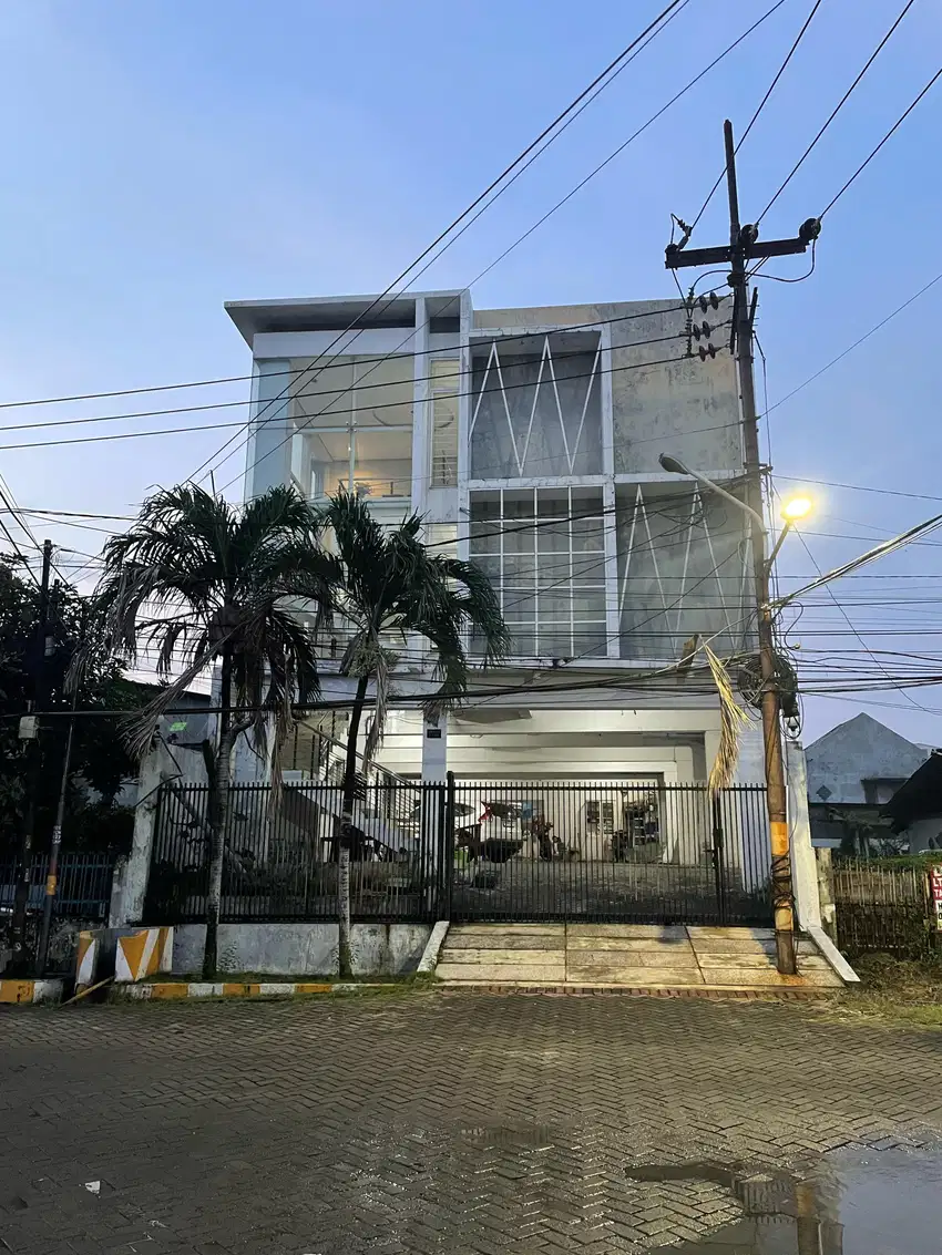 Dijual Kost-kostan Aktif Lokasi Tengah Kota Surabaya