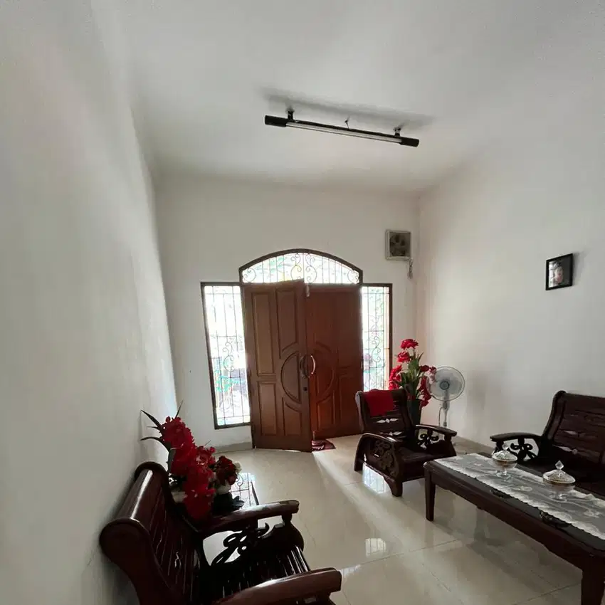 Rumah bağus 3 Lantai