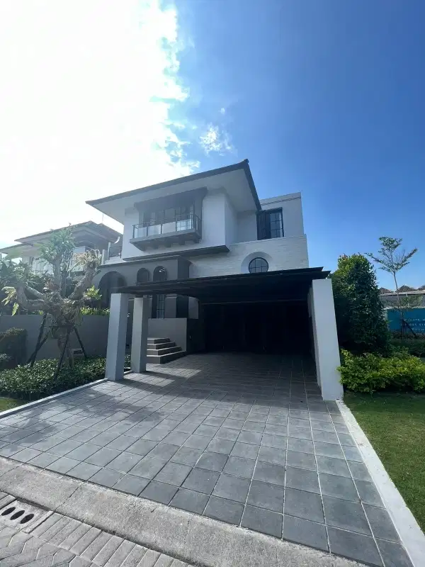 Rumah Terbaru Basement FULL Furnish  Citraland Surabaya Barat