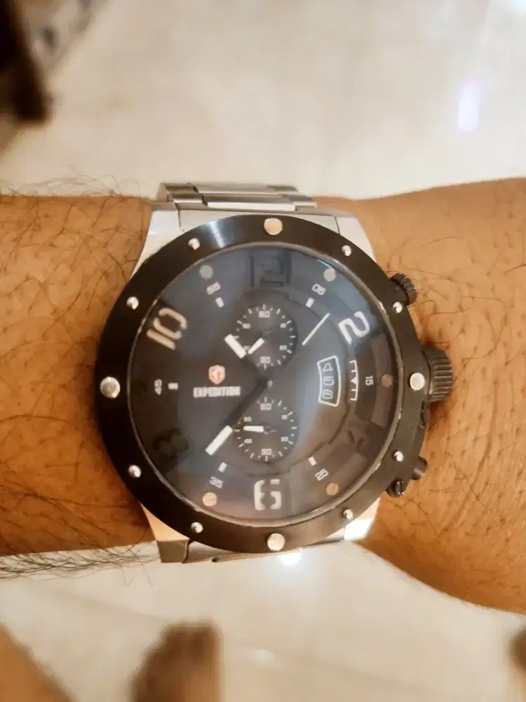 Jam tangan expedition
