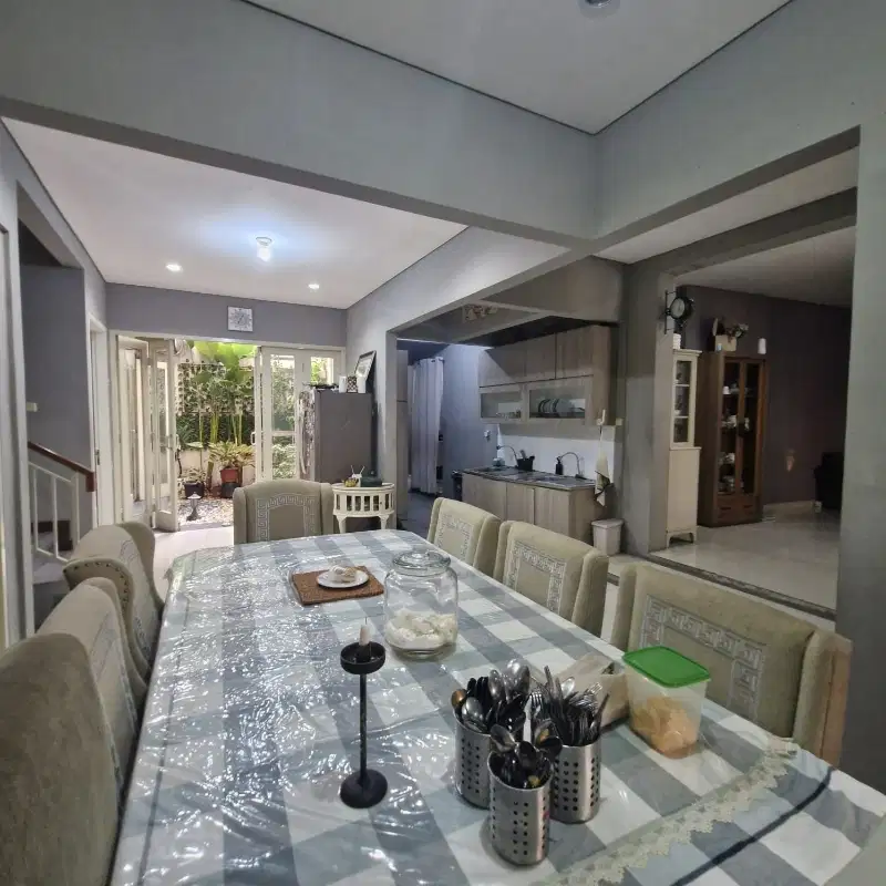Dijual rumah mewah di Cluster Casa Verde Pancoran Jakarta