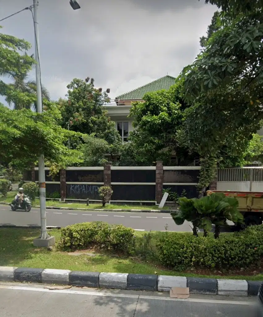 RUMAH SIAP HUNI MEWAH DI PURI INDAH