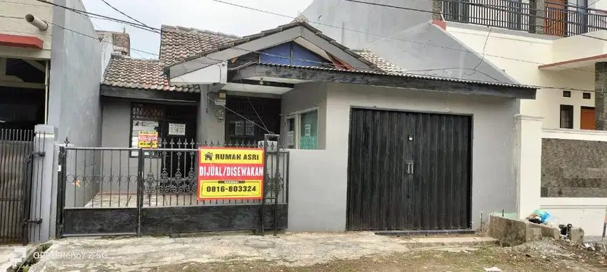 DISEWAKAN RUMAH DEPAN JALAN UMUM + TOKO DI VILLA NUSA INDAH 2 JATIASIH
