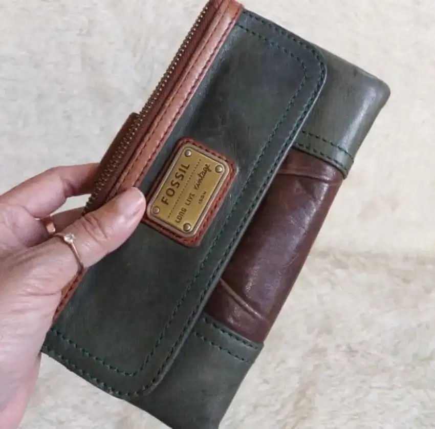 Dompet Fossil original