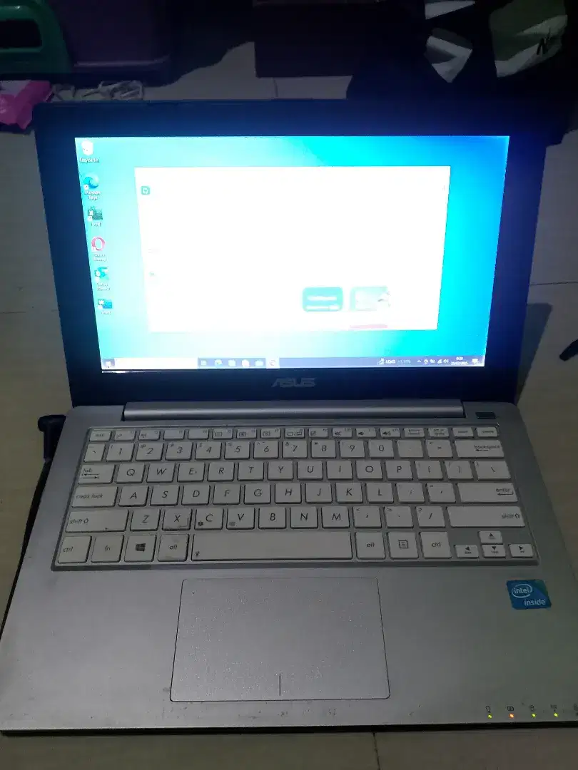 Notebook Asus X201E