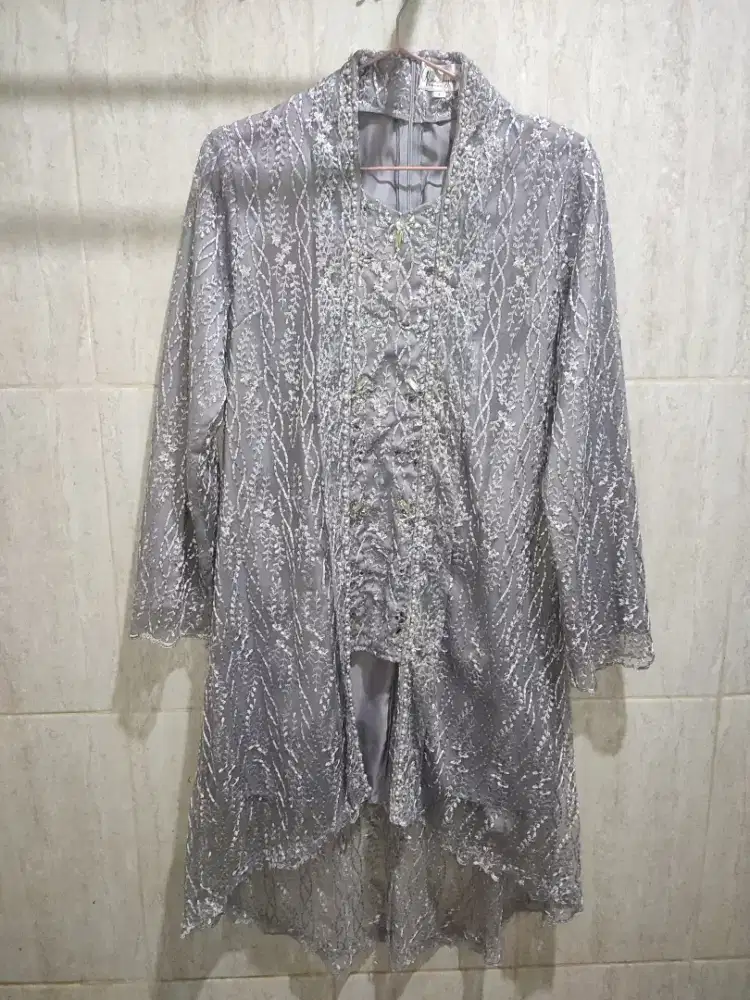 Kebaya Modern Brand Almahyra Looks