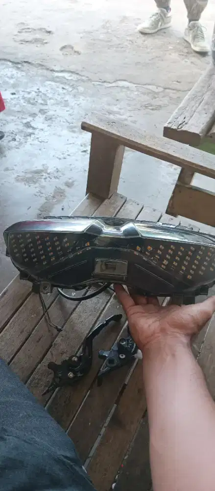 Lampu LED belakang NMAX NEW