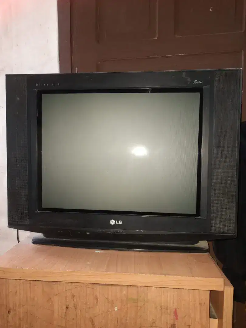 TV LG Tabung Slim 21 inch
