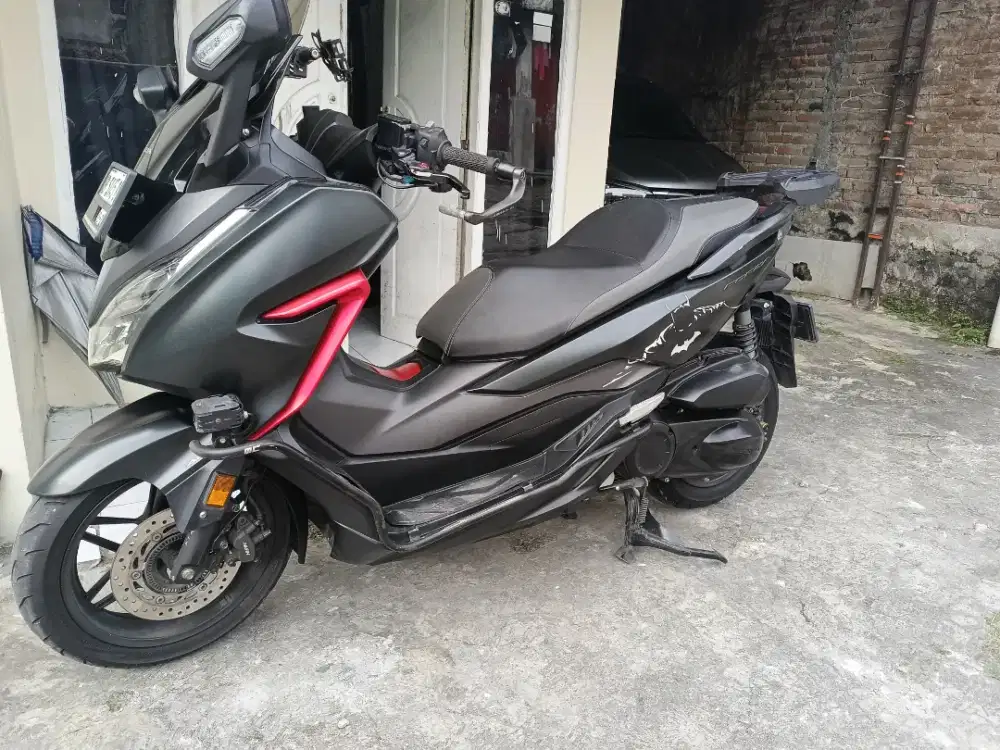 Honda Forza 250 matic