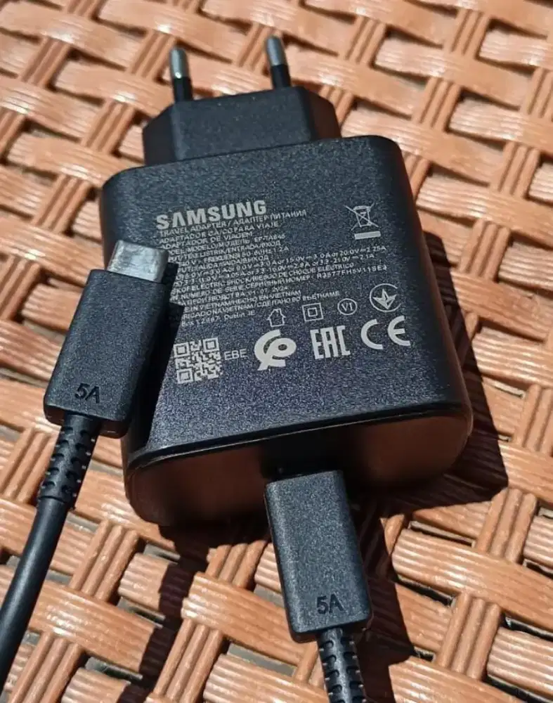 Charger Ori Samsung 45watt ( SUPER FAST CHARGING )
