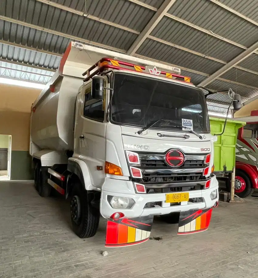 Dump Truk Hino 500 FM 350 PD Tahun 2021