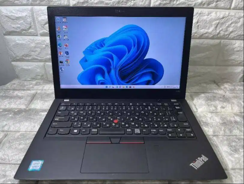 Lenovo Thinkpad x280 Core I5-8350U Ram 8Gb Layar 12,5inch N-WKJ*