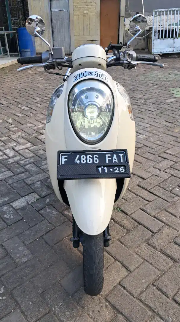 Jual motor honda scoopy 2016 pajak hidup kaleng hidup plat bogor kota
